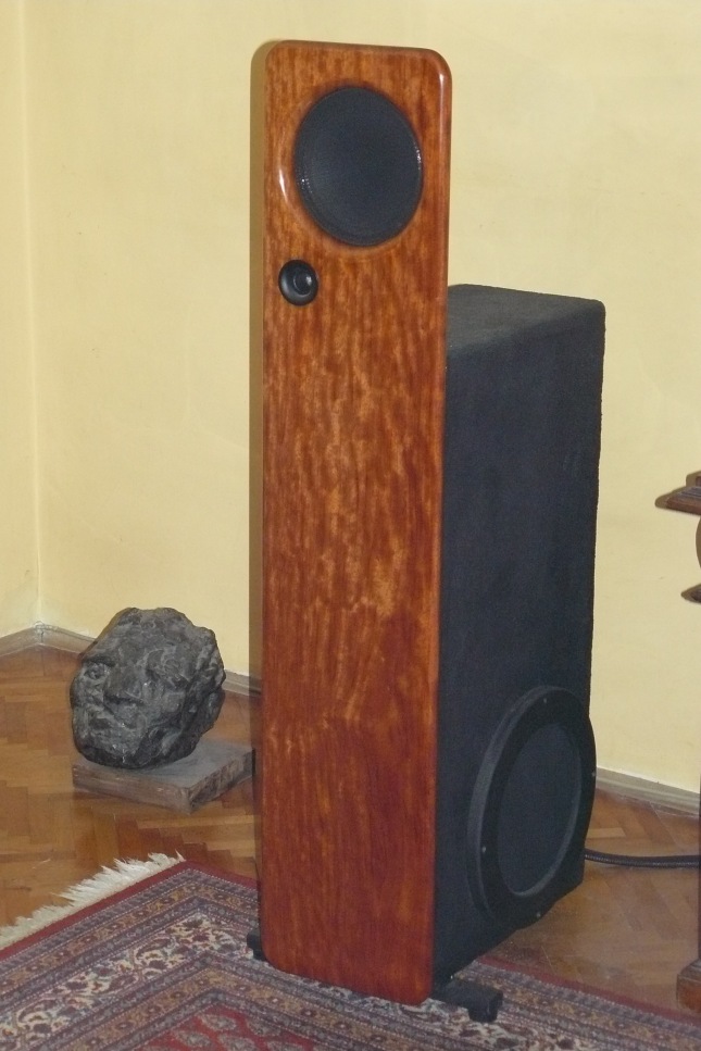 Bubinga hard-wood used as front panel for  the loudspeaker